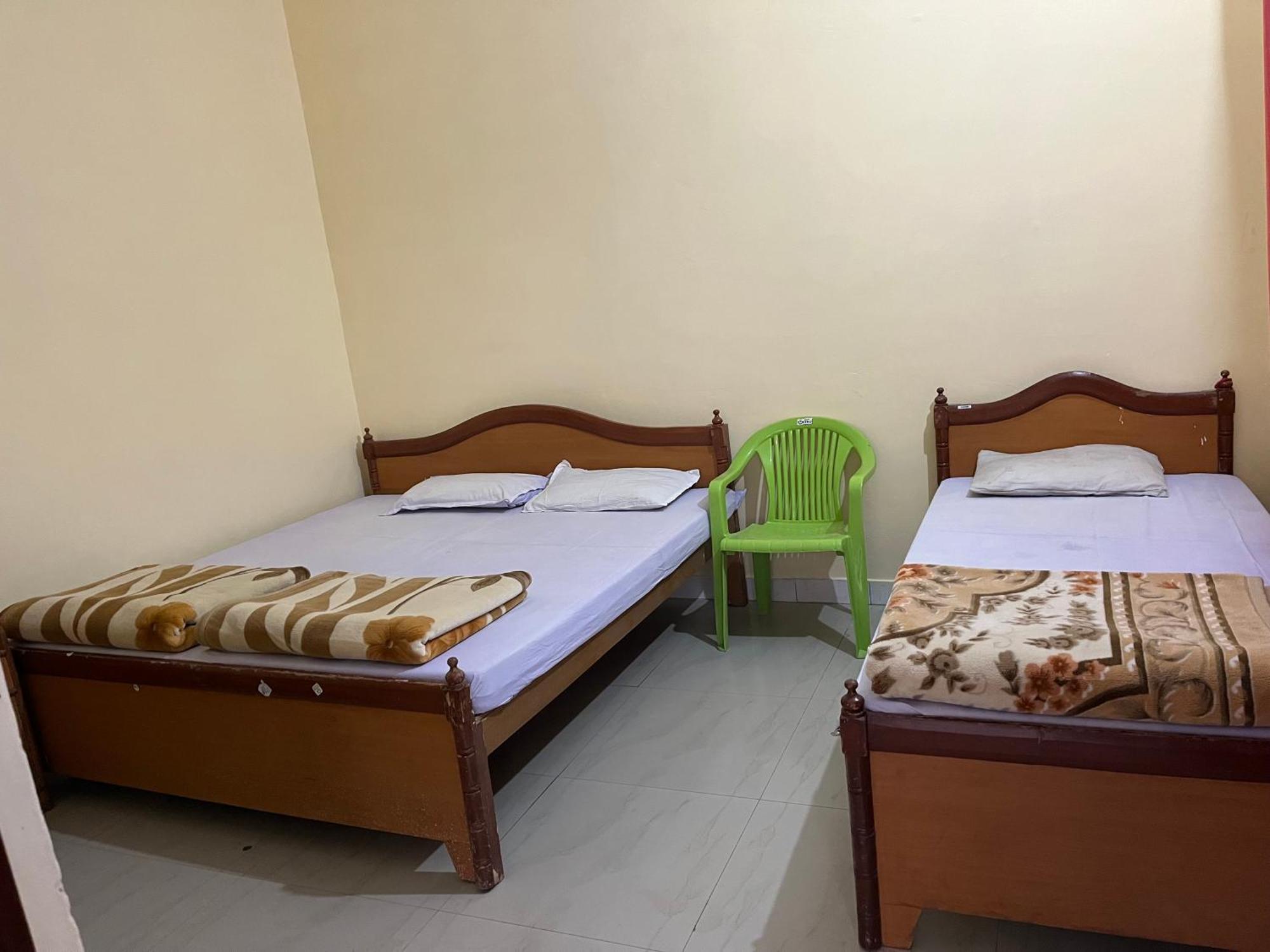 Hotel Jagat Raj, Sitapur Sitapur  Ngoại thất bức ảnh